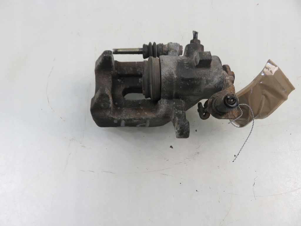 фото №9, Супорт правий задня peugeot 307