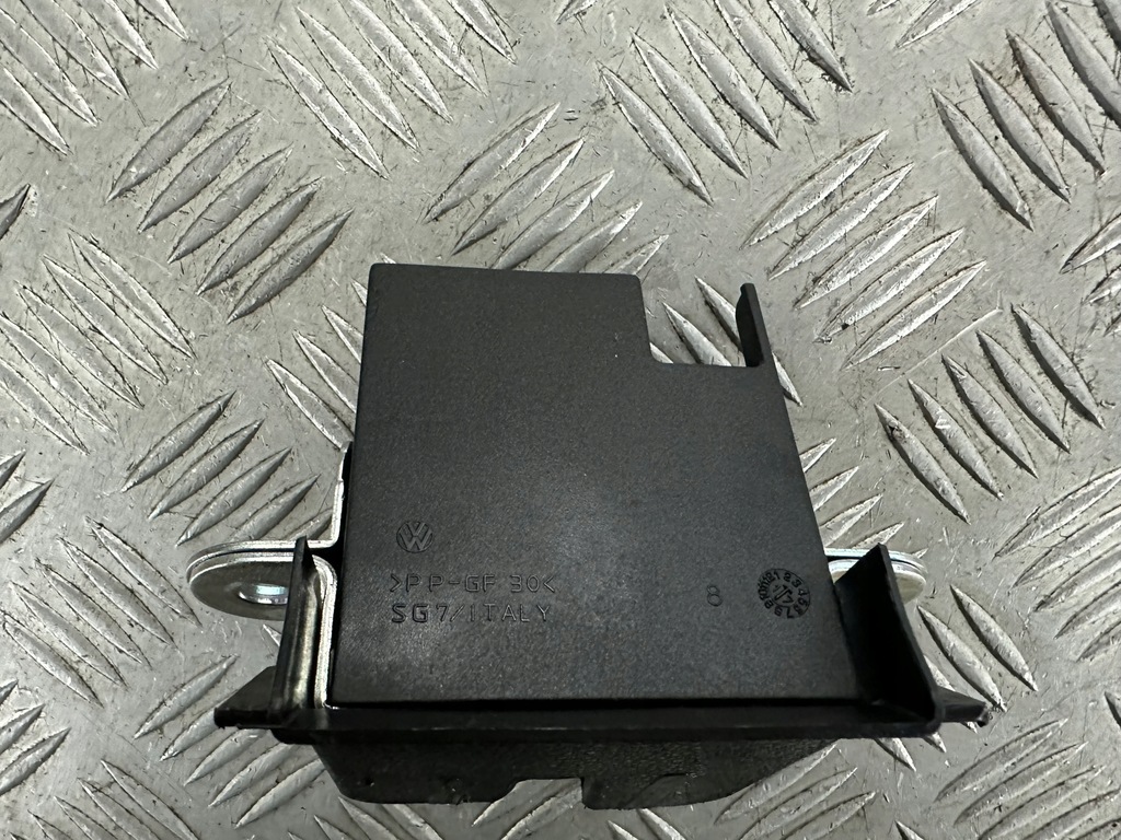 фото №12, Vw polo 6c замок крышки багажника 6r0827505f