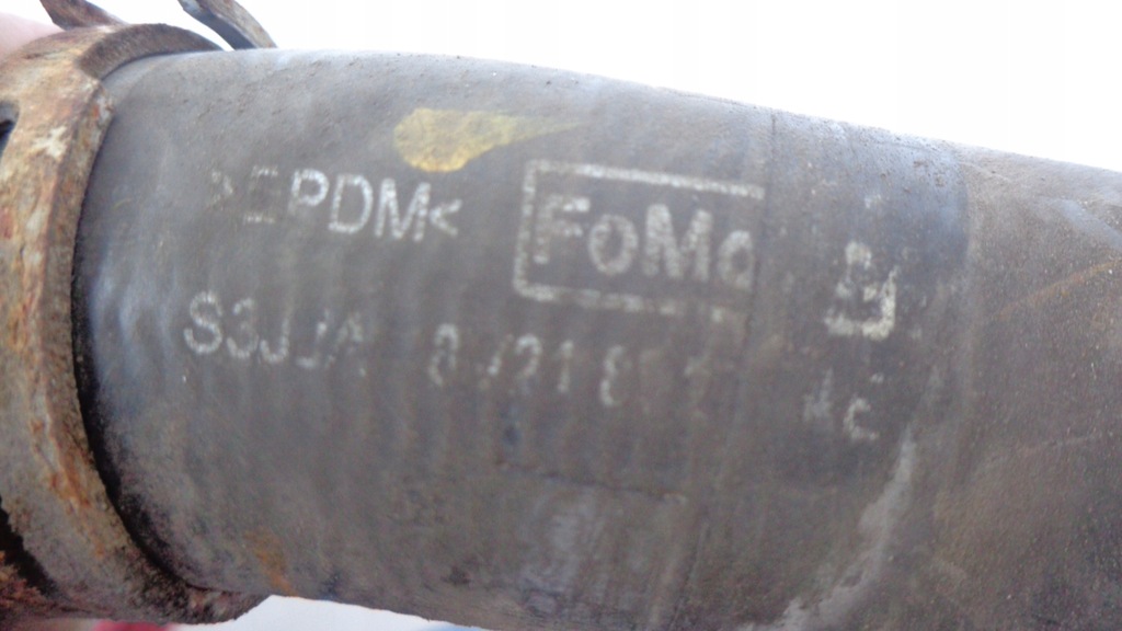 фото №3, Ford fiesta mk7 1.2i труба do wody