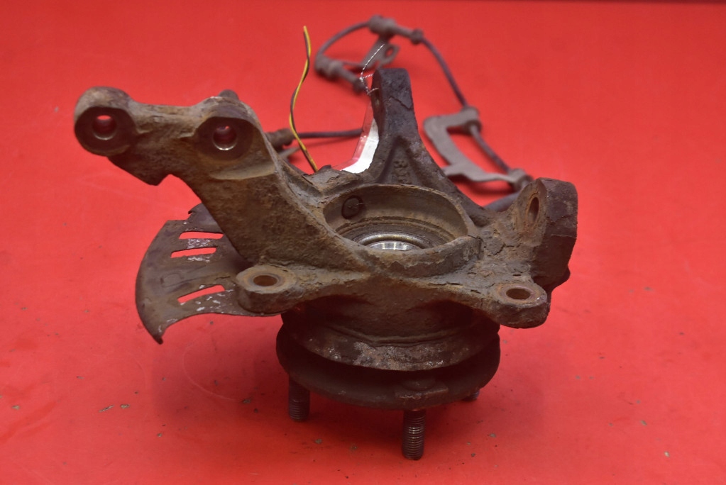 фото №8, Поворотный кулак ступица правая перед hyundai i20 1 i 1.1 crdi 75 km 12-14