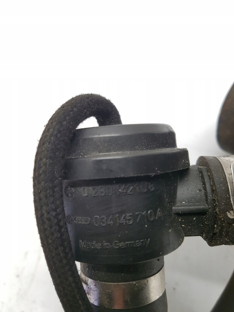 Шланг патрубок інтеркулер 4b0145838 a4 b5 1.8t Недорого