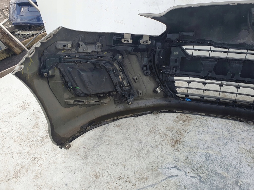 Peugeot 308 рестайлінг  бампер перед передній Недорого