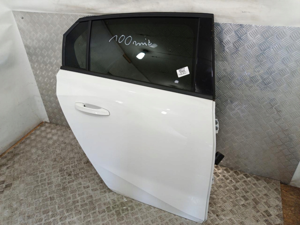 фото №3, Opel astra l hb дверь задняя правое ewp