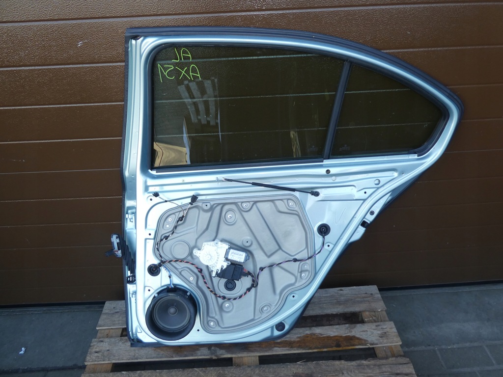 фото №7, Дверь правое задняя skoda octavia ii полный