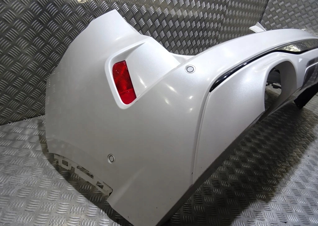 Ford kuga mk3 бампер задня 6 pdc white platinium Недорого