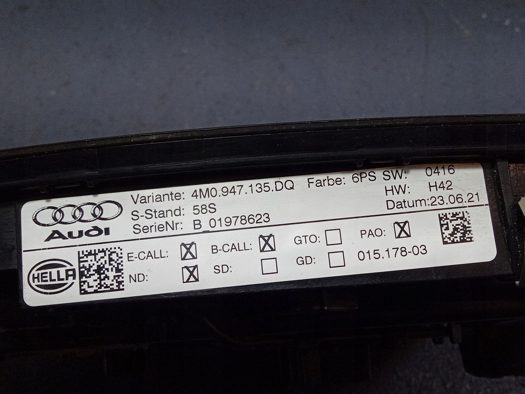 фото №4, Audi q7 ii 4m лампа потолочный перед 4m0947135dq