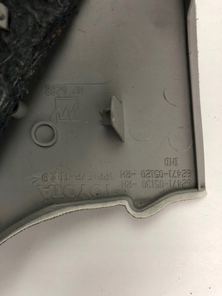 фото №6, Toyota avensis t-27 sedan захист молдинг стійка правий задня 62471-05130