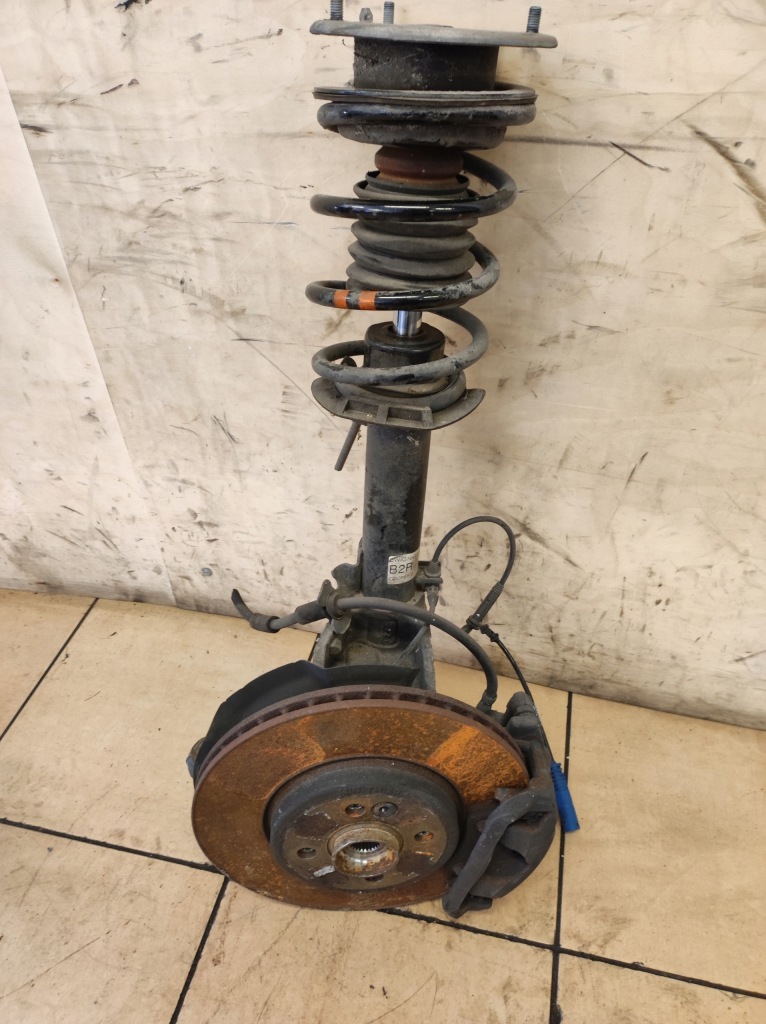 фото №1, Поворотный кулак mcperson правый перед mini clubman r55