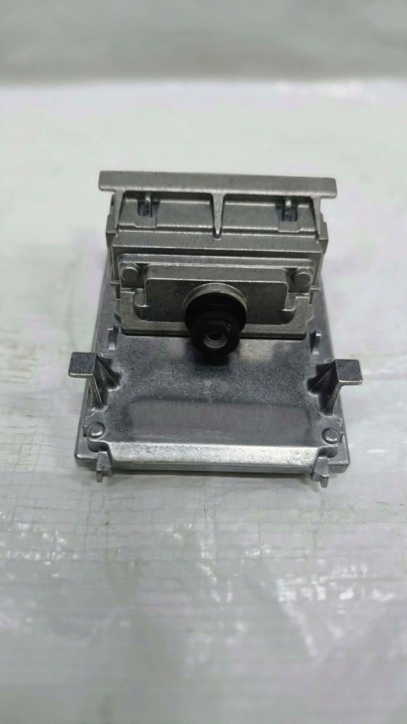 Купити Камера скло лобове асистент поперечина renault arkana 284628565r