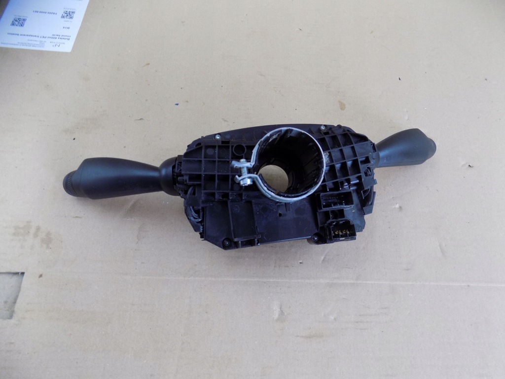 Перемикач комбінований перемикач підрульовий стрічка шлейф подушка безпеки 32275368 volvo xc40 Ціна