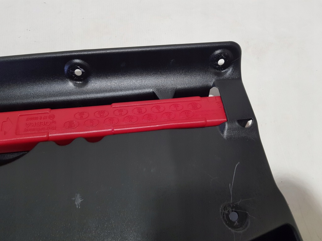 фото №7, Mercedes slk w171 r171 защита накладка кронштейн крышки багажника треугольник