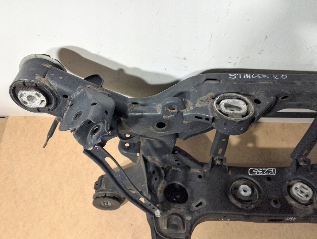 фото №9, Kia stinger 2,0t 4wd подрамник задние 55510j5100 k235