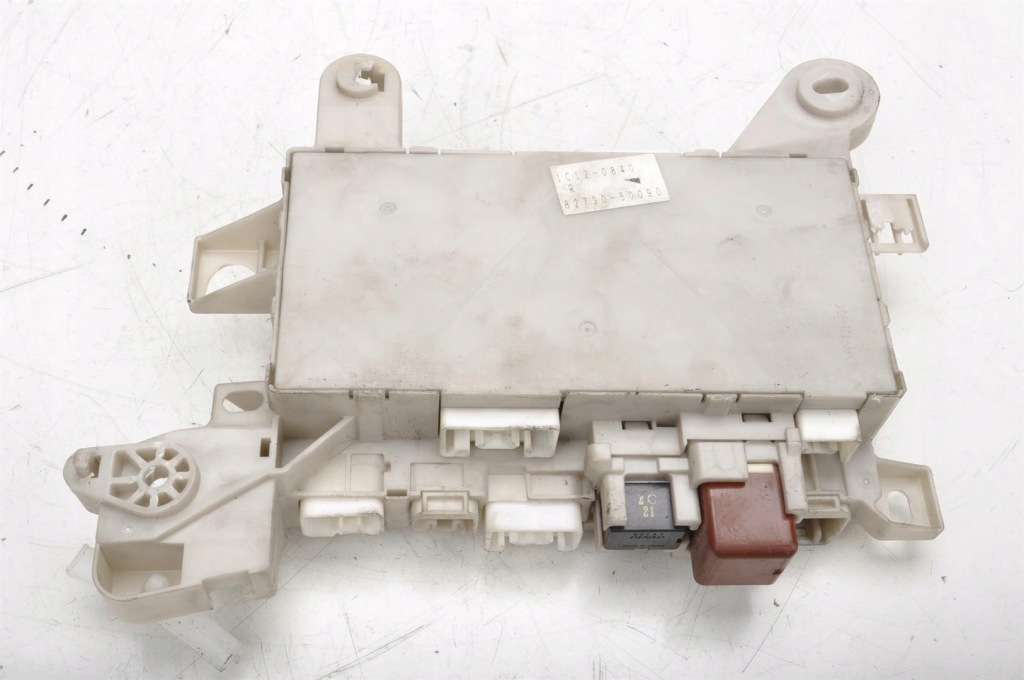 фото №4, Lexus ls iii коробка модуль bsi 82730-50090