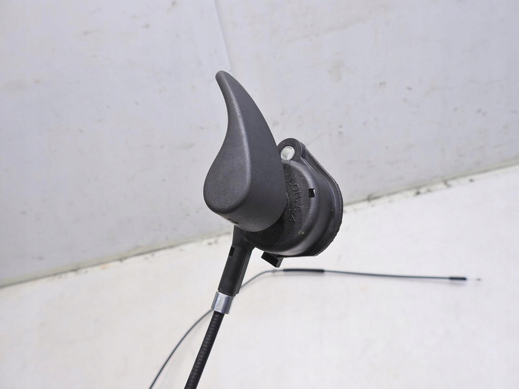 фото №5, Ручка трос открывания капот renault megane iii