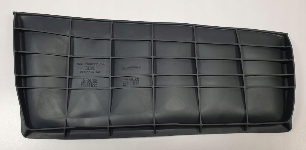 Резиновый элемент бардачка полка mini cooper r50 7057377 Доставка
