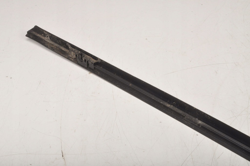 фото №7, Volvo s60 ii молдинг скло передньої ліва 31335864