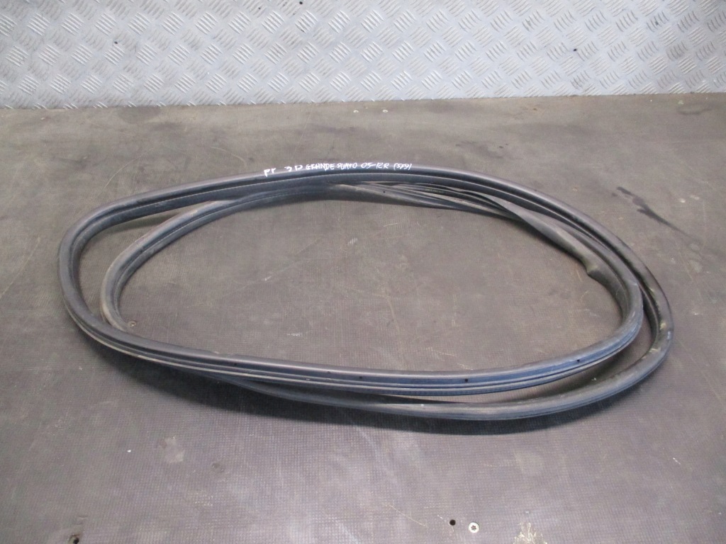 фото №1, Прокладка двері правий перед fiat grande punto 05-12 3d 1.4 b