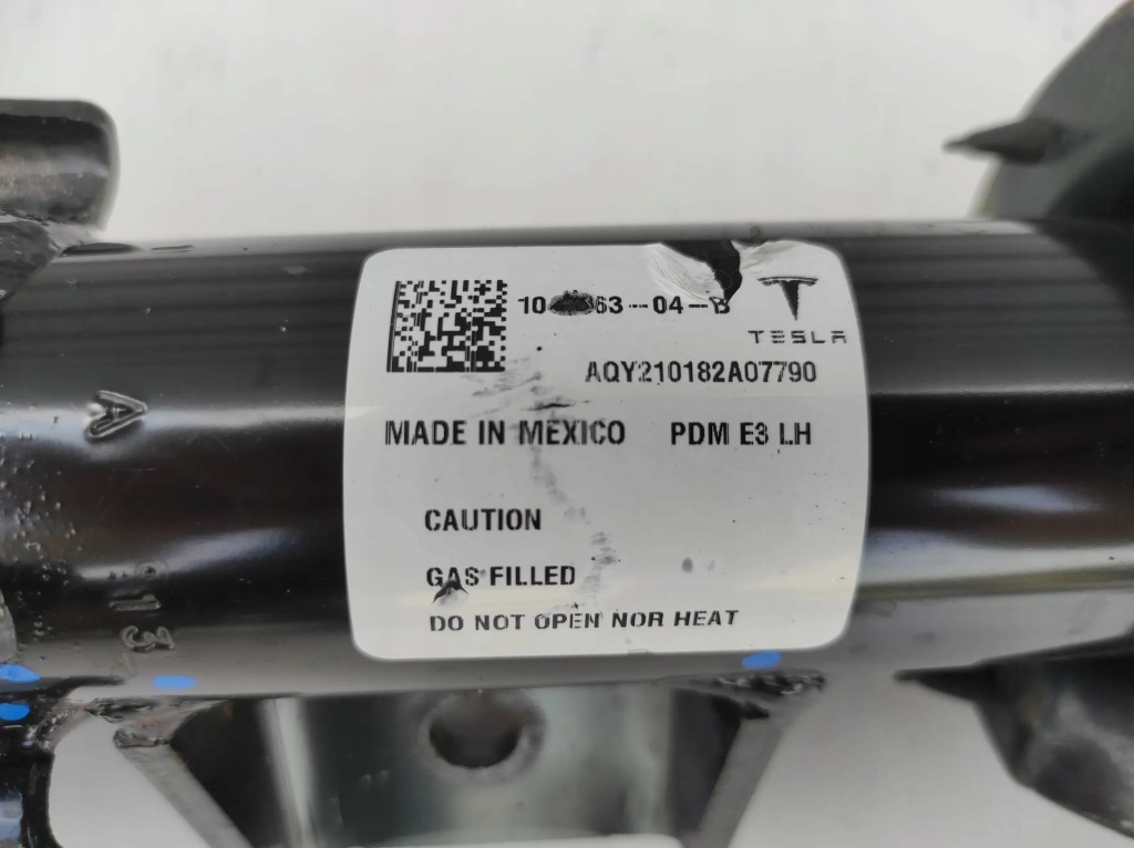 Амортизатор передний перед левый tesla model 3 104663-04-b Доставка