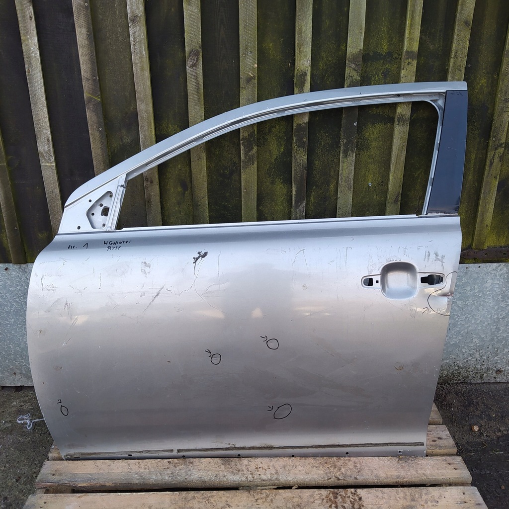 фото №1, Suzuki kizashi двері лівий перед передні