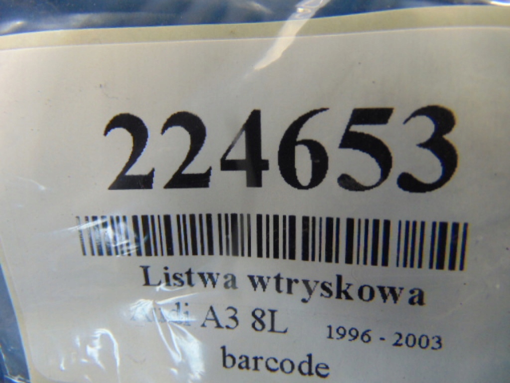 фото №6, Audi a3 8l 1.6 8v hb молдинг упорскування 06a133317a