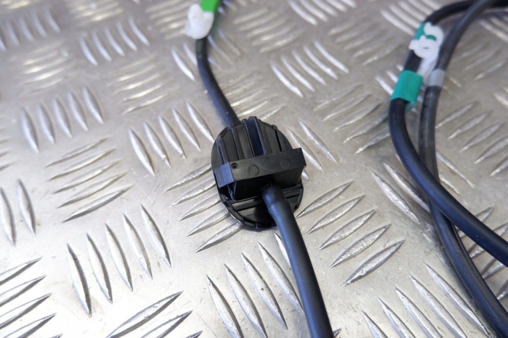 фото №8, Шланг насоса омывателя toyota corolla хэтчбек _e21_ 9009933080 1.8l