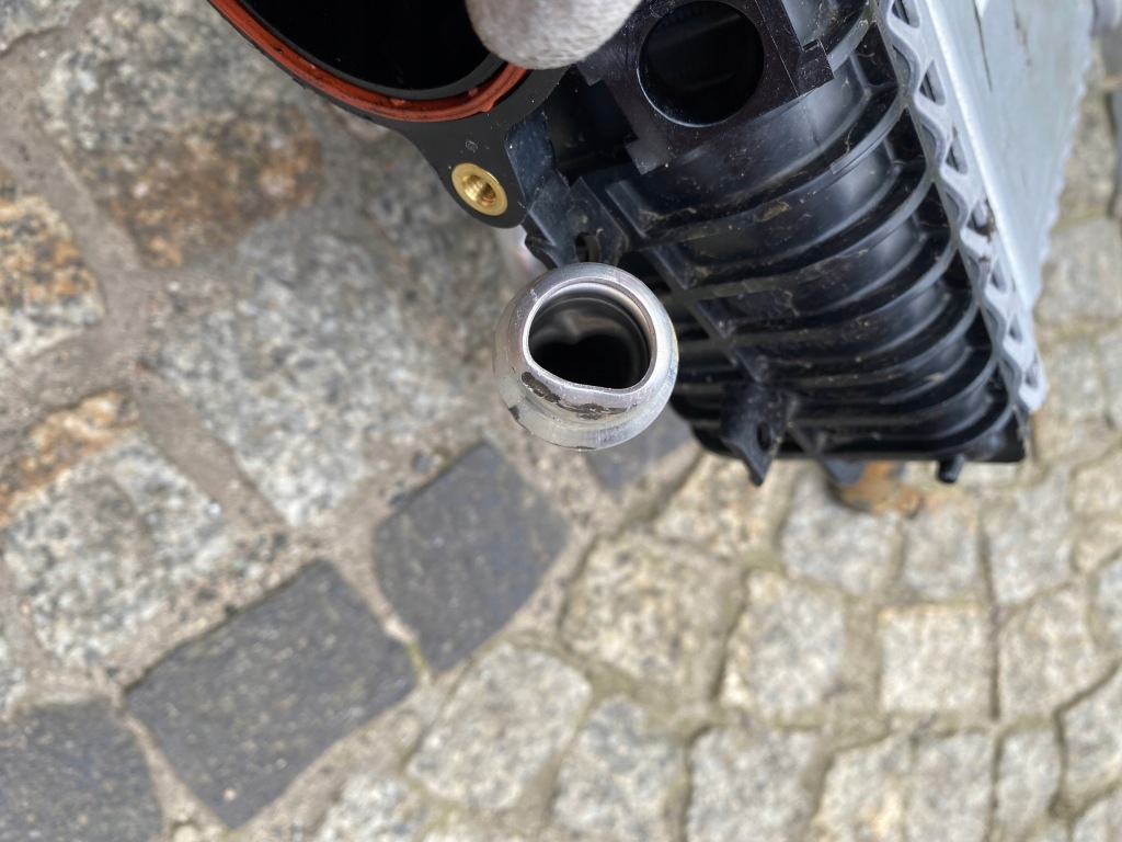 Mercedes радиатор воздуха интеркулер 6540107411 оригинал Цена