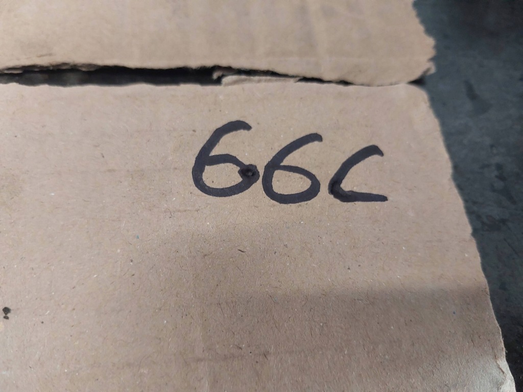 Кронштейн / кронштейн компресора кондиціонера bmw 5 e39 525tds m51d25 2246146 Доставка