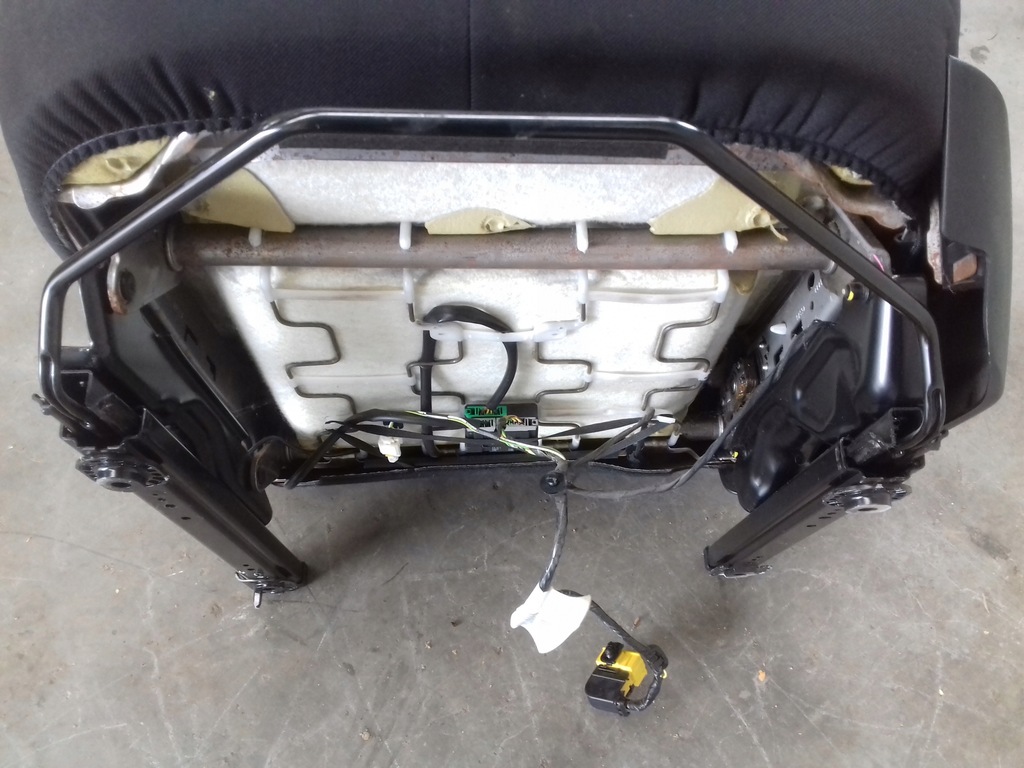 фото №8, Сиденья подогрев левый peugeot 207