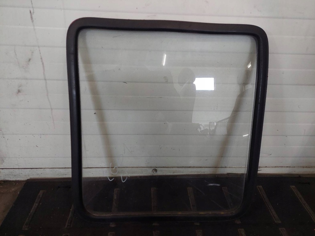 фото №1, Скло кузовна лівий задня mercedes t1 kaczka