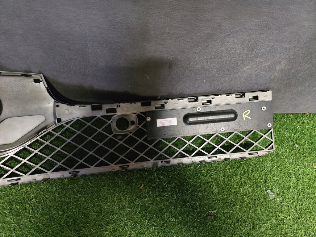 фото №8, Решітка ліва бампера перед bentley flying spur 3se