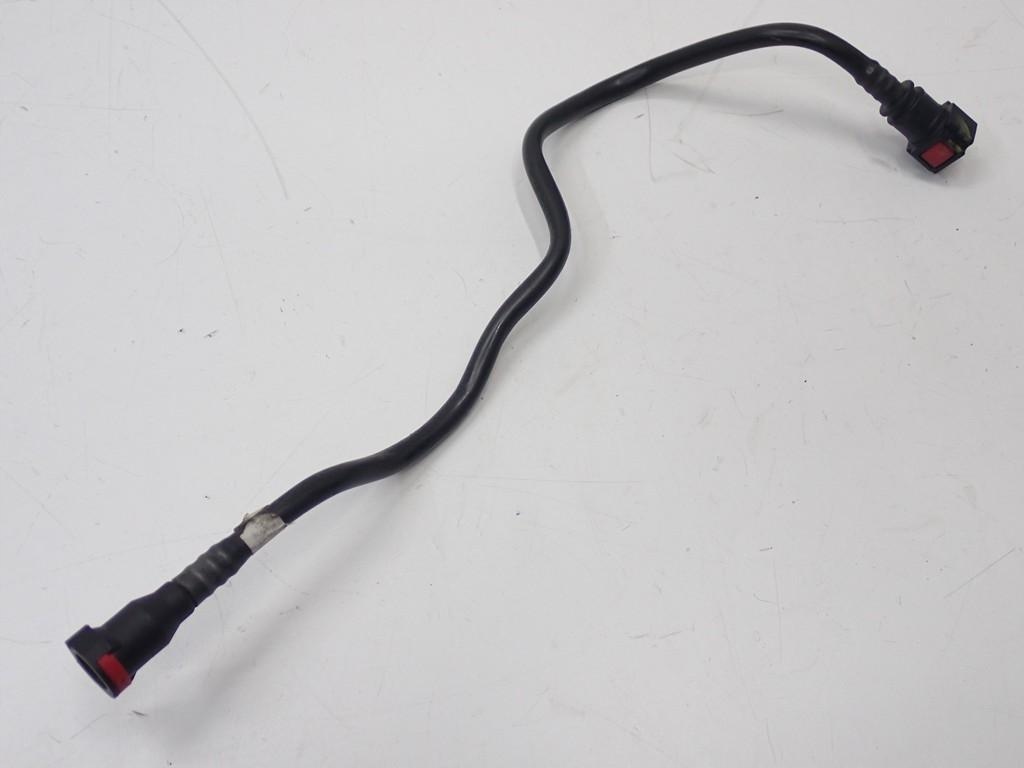 фото №3, Патрубок шланг трубка пального 175103367r renault clio iv 0.9 tce 19r