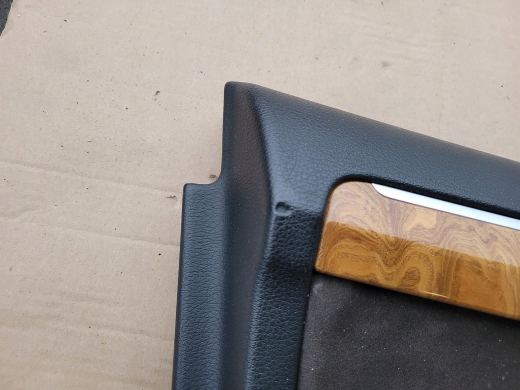 фото №7, Обшивка дверь левый перед коричневый audi q7 4l alcantara