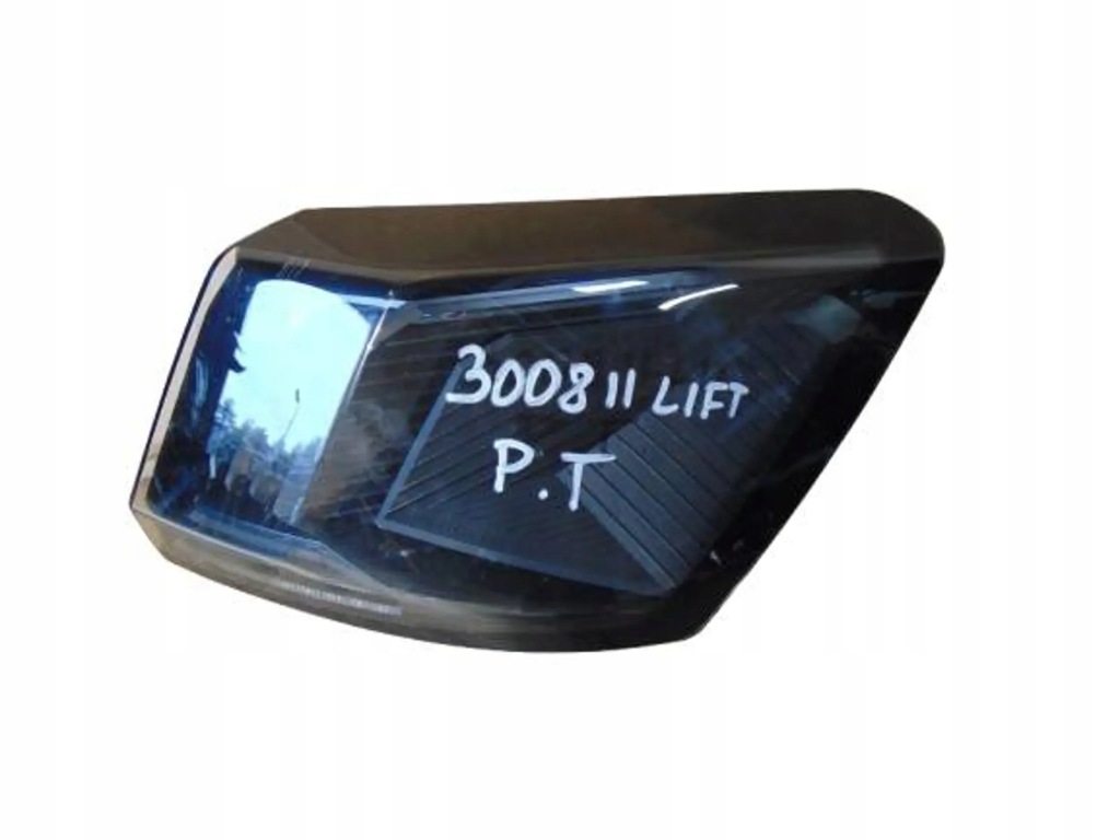Купить Фара задняя правый  led peugeot 3008 2 рестайлинг  9836231180