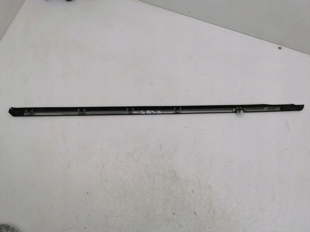 Chrysler voyager 2008 молдинг стекло боковой с Разборки