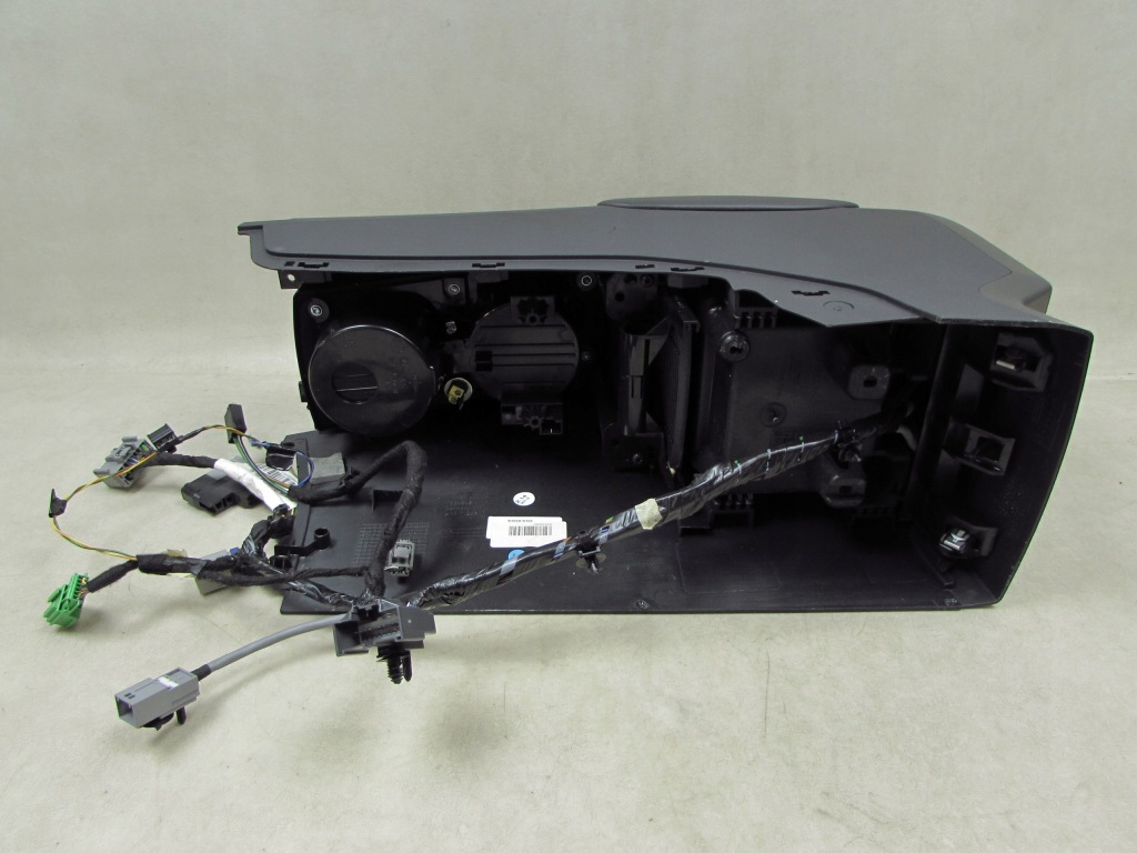 Volvo s60 2 v60 r-design 10-17 тунель середній підлокітник шкіра aux usb в Україні