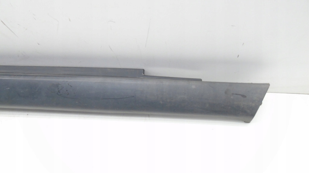 Молдинг порог правая jeep commander в Украине