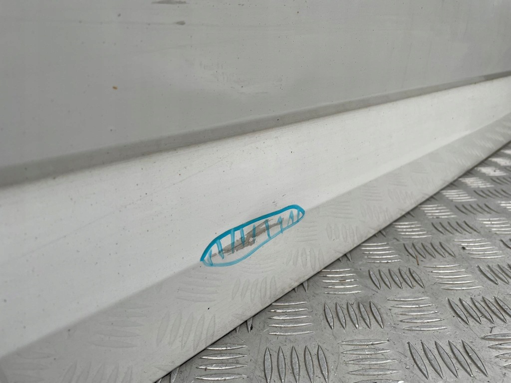 фото №6, Skoda octavia iii дверь правое перед задняя sedan lf9e