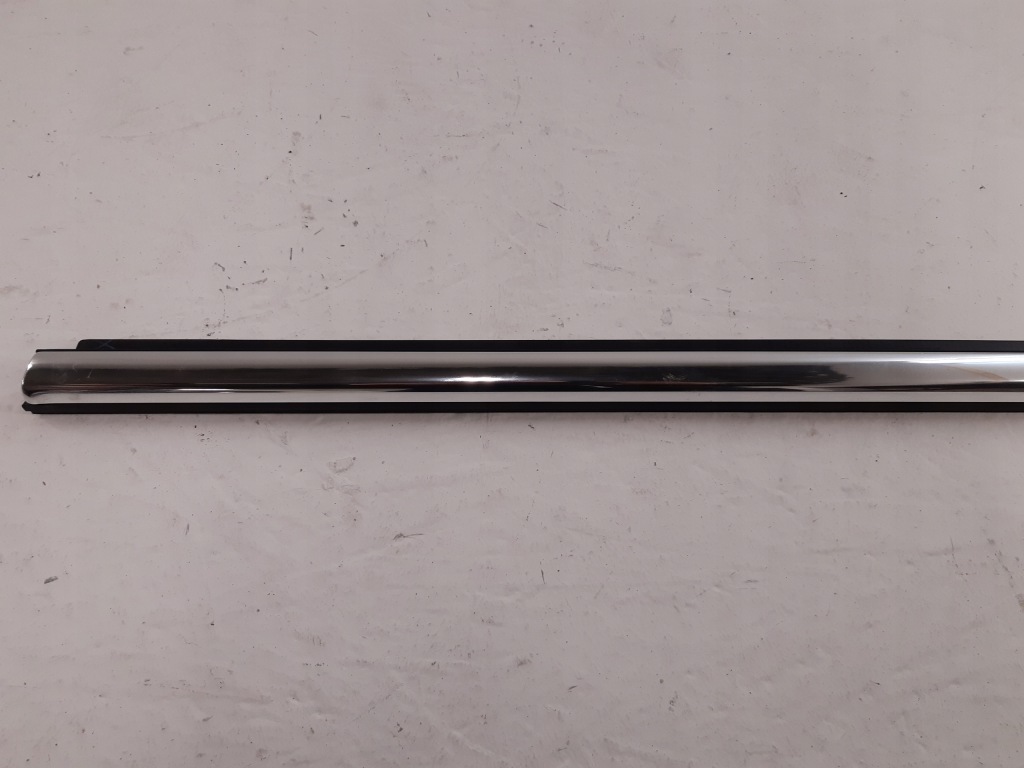 фото №2, Maserati levante молдинг хром 670034260