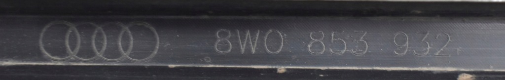 Audi a4 b9 8w0 s line правый  порог накладка  порог оригинал  8w0853932 с Разборки