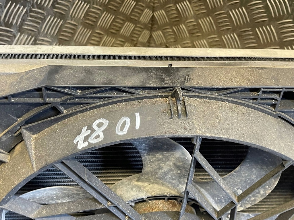 фото №12, Mercedes-benz a w169 2006 радиатор / комплект