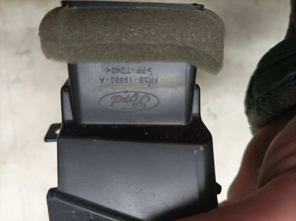 фото №6, Ford mustang 15- решётка обдув правая