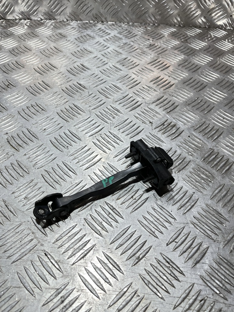 фото №1, Ограничитель дверь правый перед fiat 600 23-