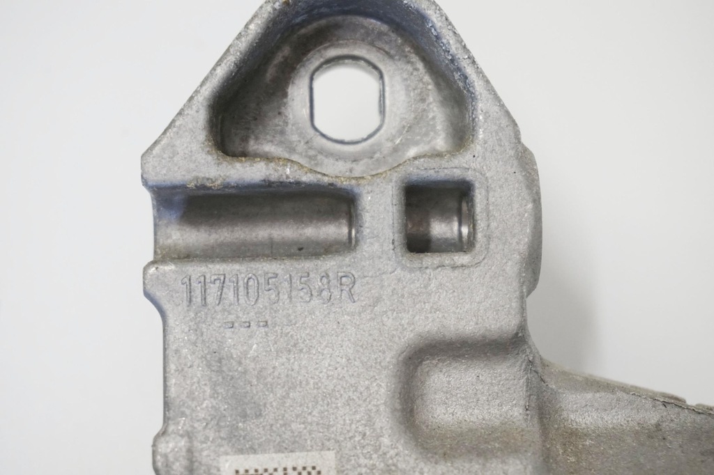 фото №4, Кронштейн генератора renault kangoo ii lift 117105158r