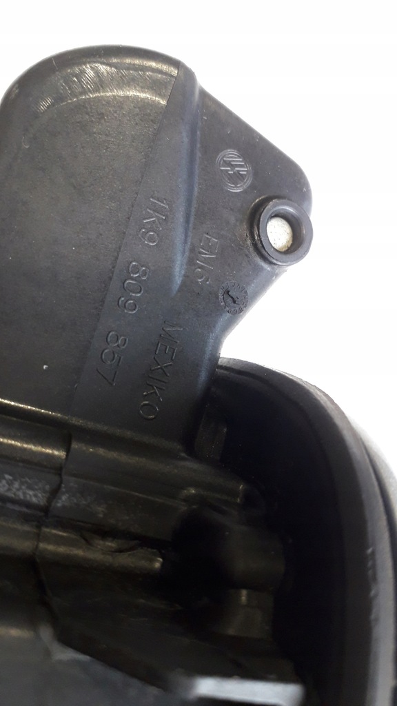 фото №7, Кришка заливної пального vw golf v kombi 1k9809857