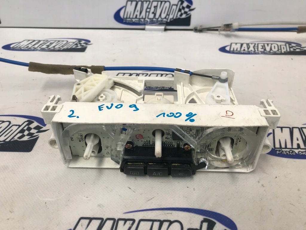 фото №1, Lancer evo 8 9 панель кондиціонера повітровід