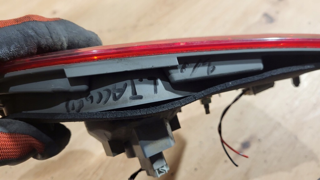 фото №8, Лампа w крышка левый задняя honda accord vii 7 kombi