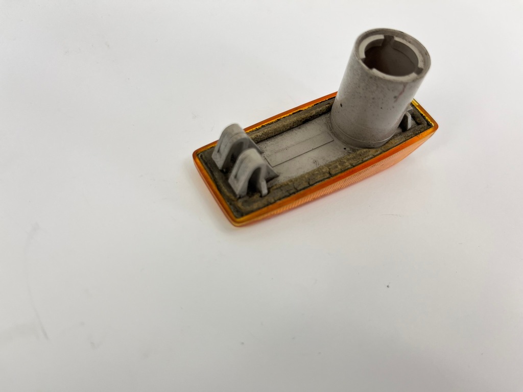 Поворотник w крила поворотник поворотник передній перед mercedes w124 Оригінал