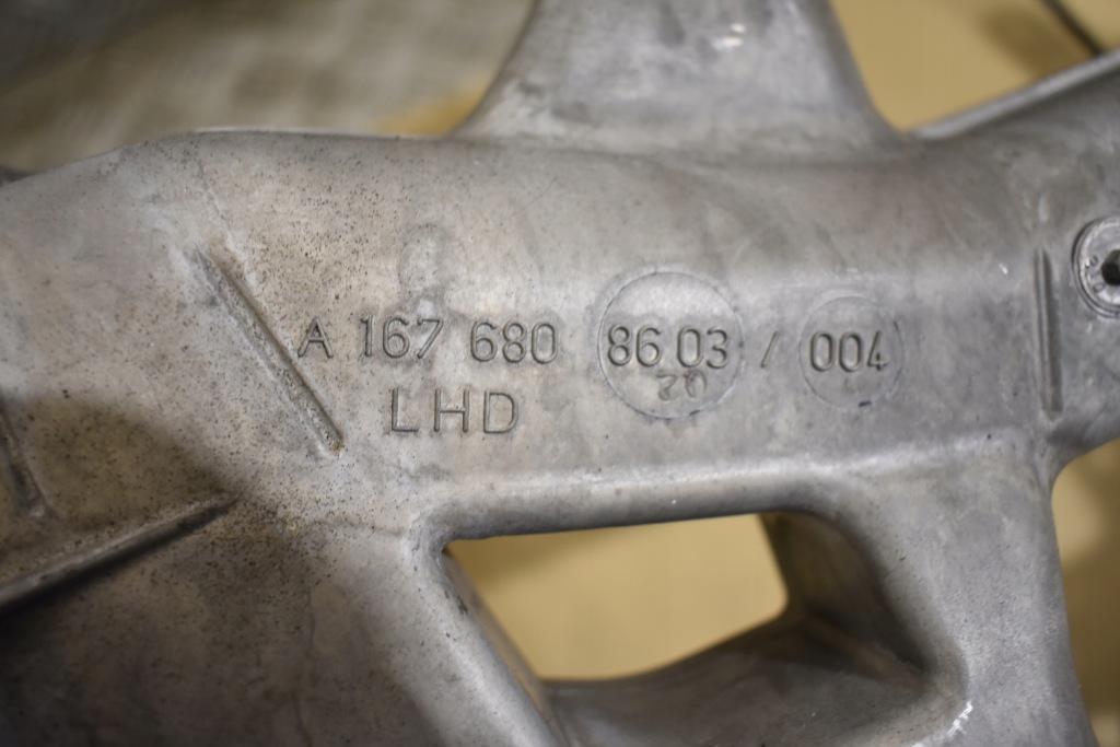 Idealny каркас балка консоли mercedes w167 gle gls 1 Оригинал