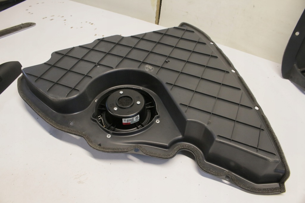 фото №11, Динамики dynaudio vw golf vi