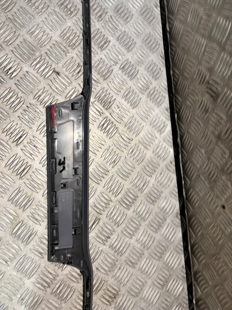 Renault express молдинг dekor панелі решітка обдув eu 684214886r Недорого